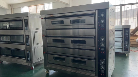 9 대의 가스 데크 오븐 0.3KW 전력으로 중량 상업용 주방 요리 장비