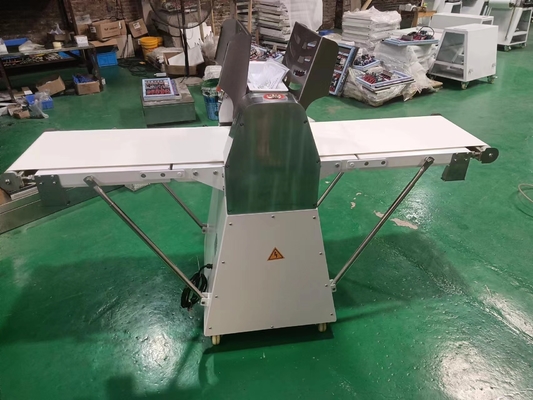 220V/380V 반죽 잎 0.75kw 완벽한 반죽을 위한 강력한 주방 장비 롤러